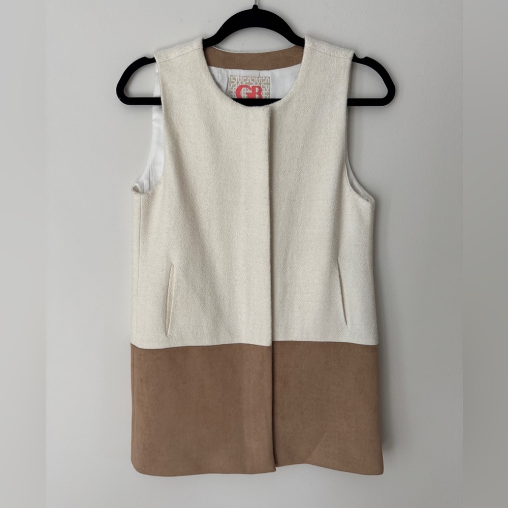 Gianni Bini Sleeveless Colorblock Vest Coat - Cream & Tan